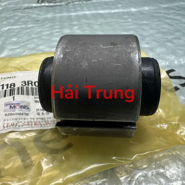 Cao su giằng ngang Hyundai Sonata 2009-2014 chính hãng 551183R000