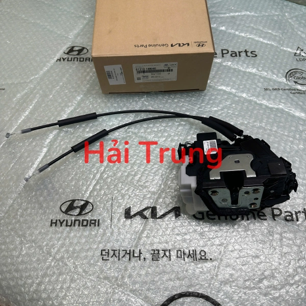 Khoá ngậm cửa trước Kia Forte 2009-2013 chính hãng 813101M040 813201M040