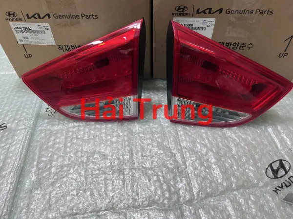 Đèn hậu trong Hyundai Tucson 2012 chính hãng