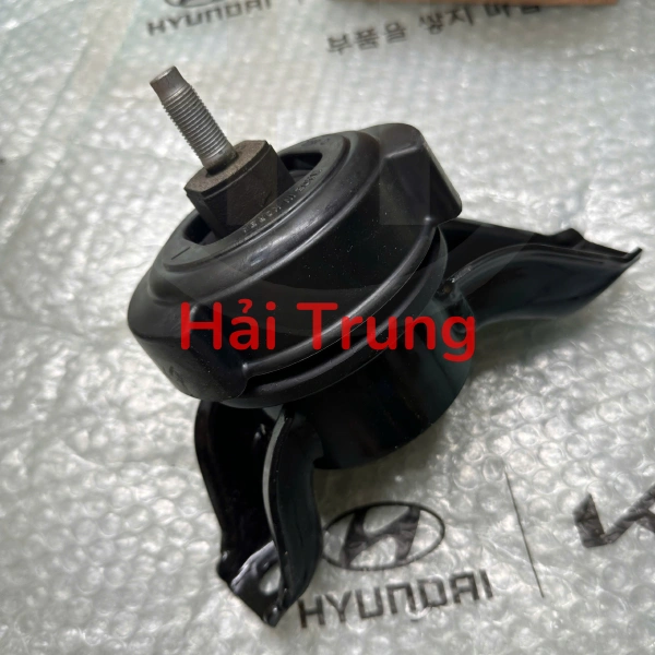 Chân máy thủy lực Hyundai Santafe 2012-2018 218102W200