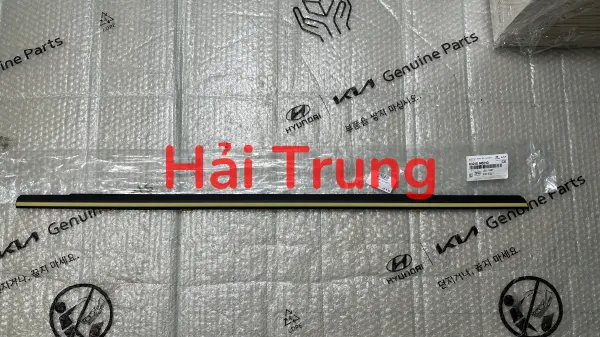 Nẹp chân kính sau mạ Kia K3 chính hãng