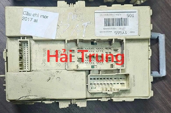 919501Y555 Hộp cầu trì trong xe Kia Morning 2017-2020