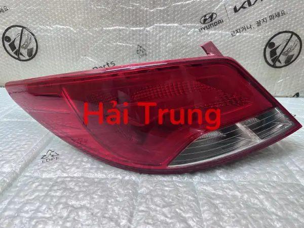 Đèn Hậu ngoài Hyundai Venza