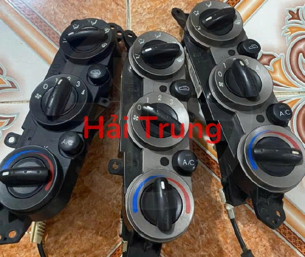 Tháo xe bảng điều khiển công tắc điều hòa Ac xe tải Kia Bongo 972504EXXX