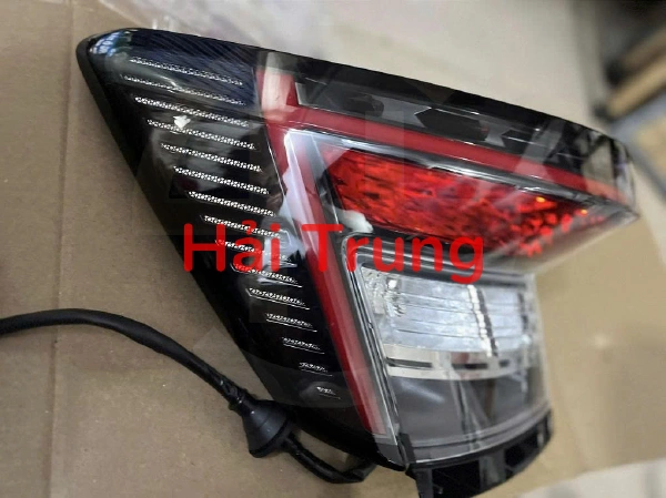 Đèn hậu ngoài Hyundai Accent 2024-2026 92445AY100 92446AY100