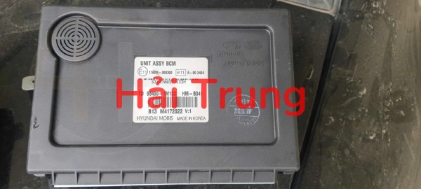 Hộp điều khiển thân xe Kia Cerato Forte Tháo xe 954001M133