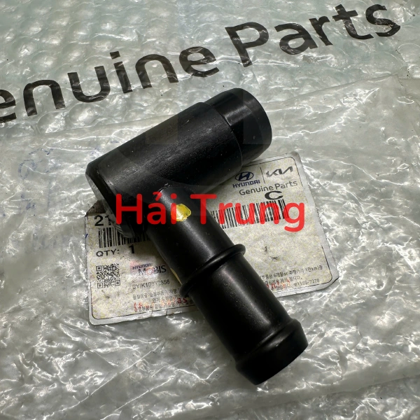 Đầu nối ti ô làm mát dầu Hyundai Santafe 2009-2012 211732F000