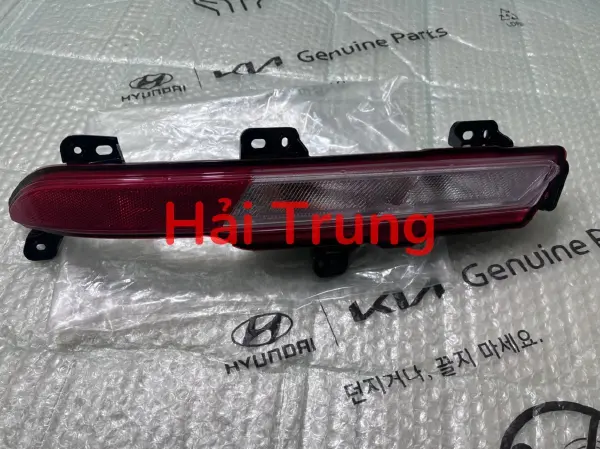 Đèn cản sau Kia Carnival 2021 chính hãng