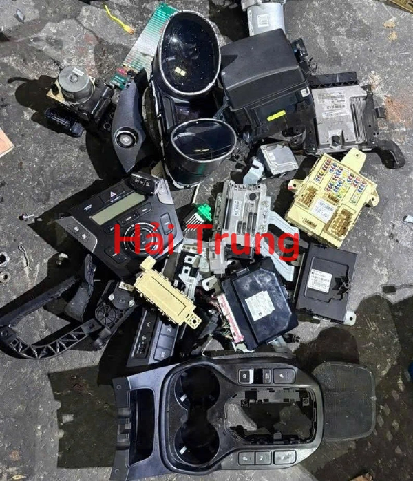 Phụ tùng điện HYUNDAI SANTAFE 2015-2018 Tháo xe