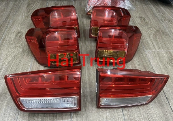 ĐÈN HẬU KIA SEDONA 2014-2018 THÁO XE