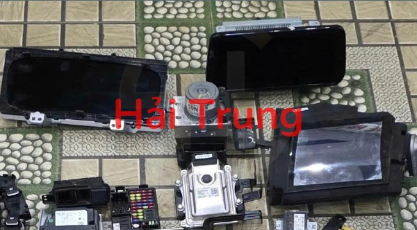 Tháo xe Màn hình táp lô ABS Hyundai Santafe 2022-2024