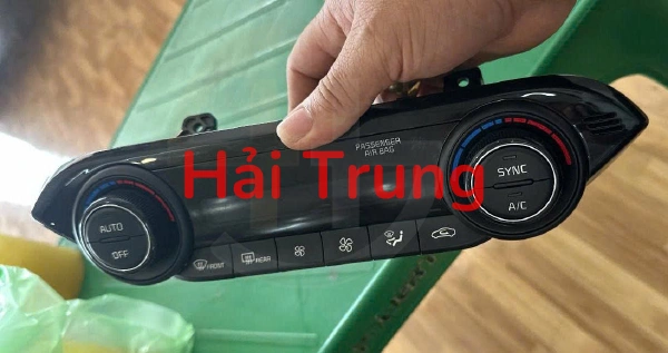 Công tắc bảng điều hòa Kia Cerato 2020