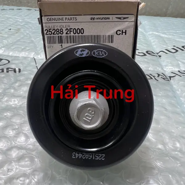 Bi tỳ dây curoa tổng trên hyundai Santafe chính hãng