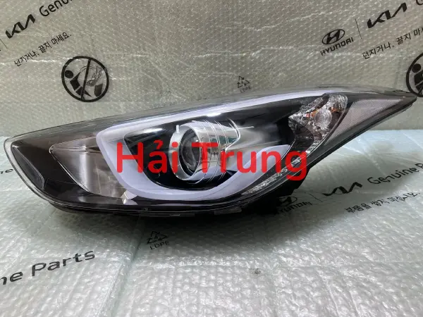 Đèn pha Hyundai Elantra 2013 chính hãng