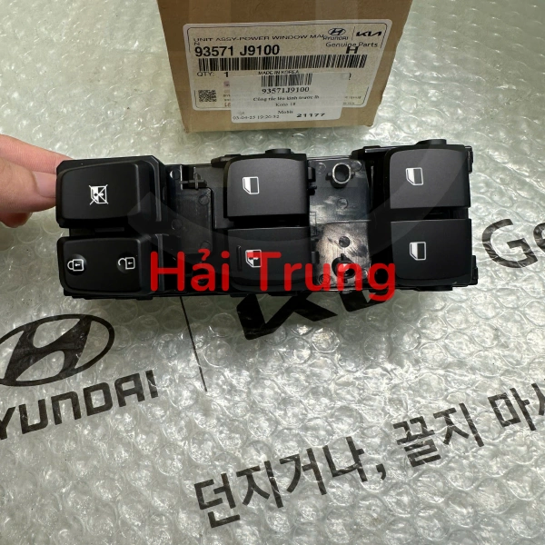 Công tắc lên xuống kính tổng Hyundai Kona 2018-2025 93571J9100
