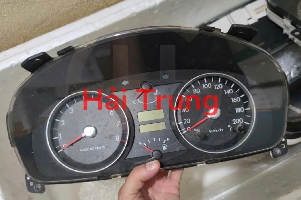 Tháo xe Đồng hồ táp lô Hyundai GETZ