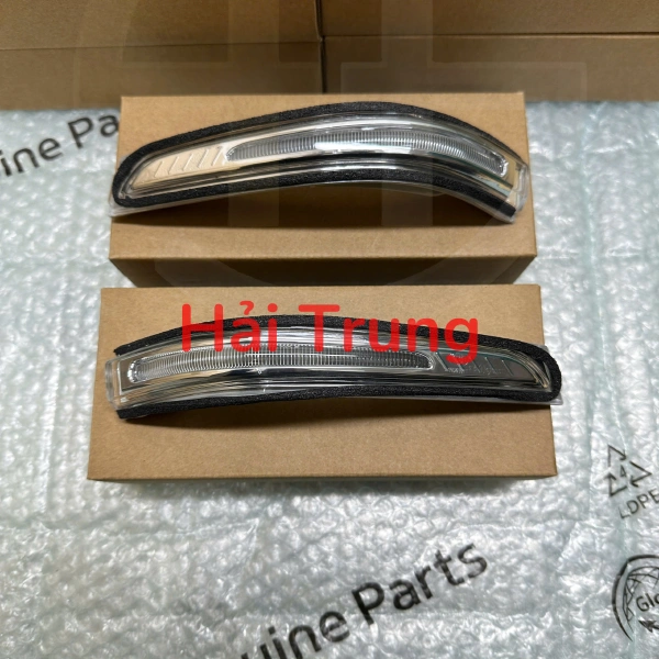 Đèn xi nhan gương Hyundai Santafe 2013 2014 2015 2016 2017 2018 87623B8000 87613B8000