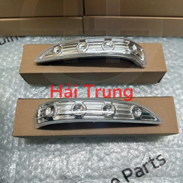 Đèn xi nhan gương Hyundai Tucson 2010 2011 2012 2013 2014 876142S200 876242S200