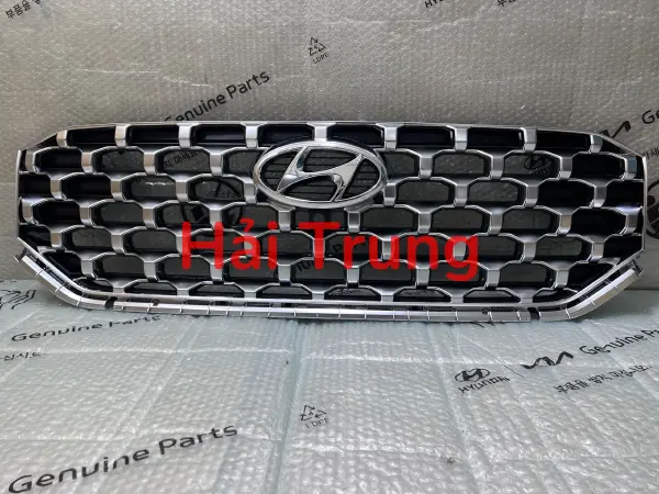 Mặt ga lăng Hyundai Santafe 2023 chính hãng