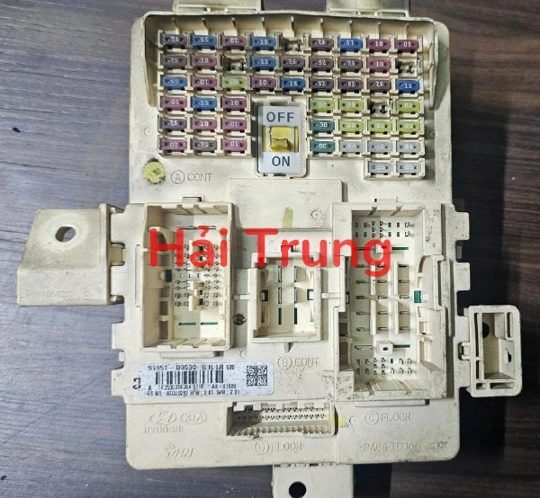 91951D3530 Hộp cầu trì Hyundai Tucson 2019-2022 Tháo xe