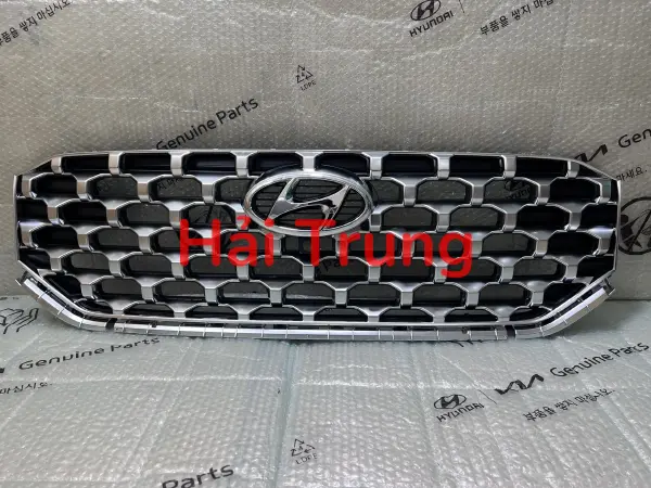 Mặt ca lăng Hyundai Santafe 2021 chính hãng