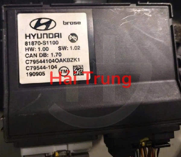 Hộp điều khiển cốp xe Santafe 2019 81870S1100