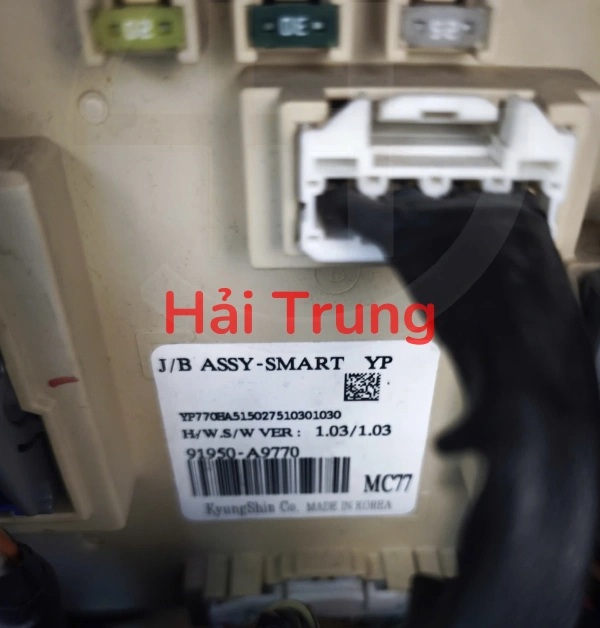 Hộp cầu trì trong xe Kia Sedona 2014-2018 Tháo Xe 91950A9770