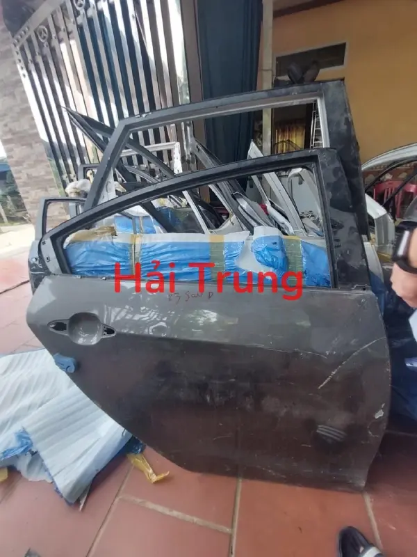 Cánh cửa Kia K3