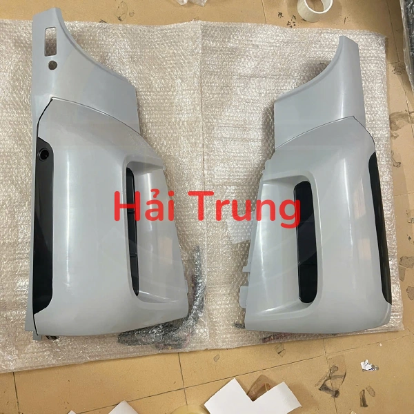 Ốp gió cabin Hyundai Trago 5 Chân 25 Tấn