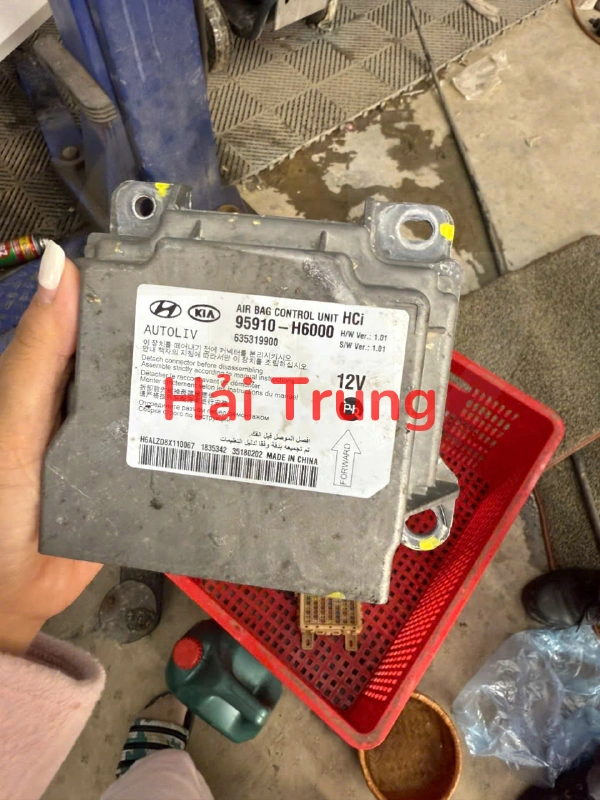 Hộp điều khiển túi khí Hyundai Accent 2018-2024